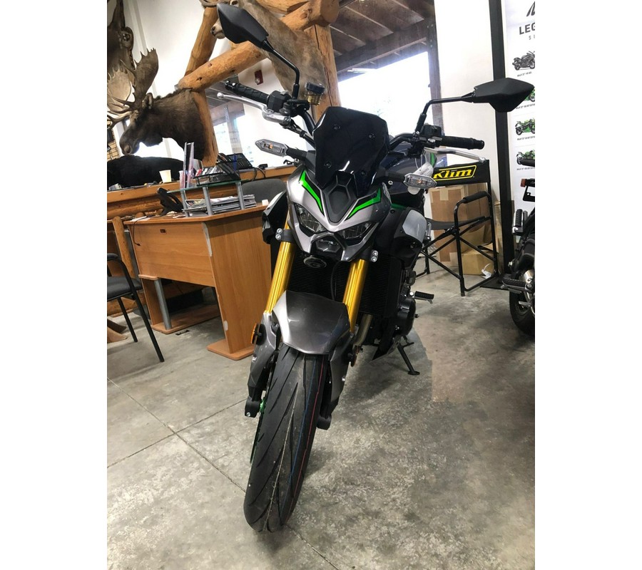 2025 Kawasaki Z900 SE ABS