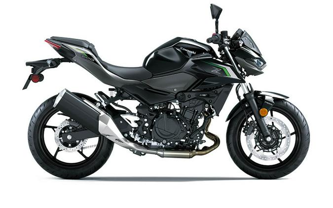 2026 Kawasaki Z500 ABS Metallic Matte Graphenesteel Gray/Metallic Flat Spark Black - 110212