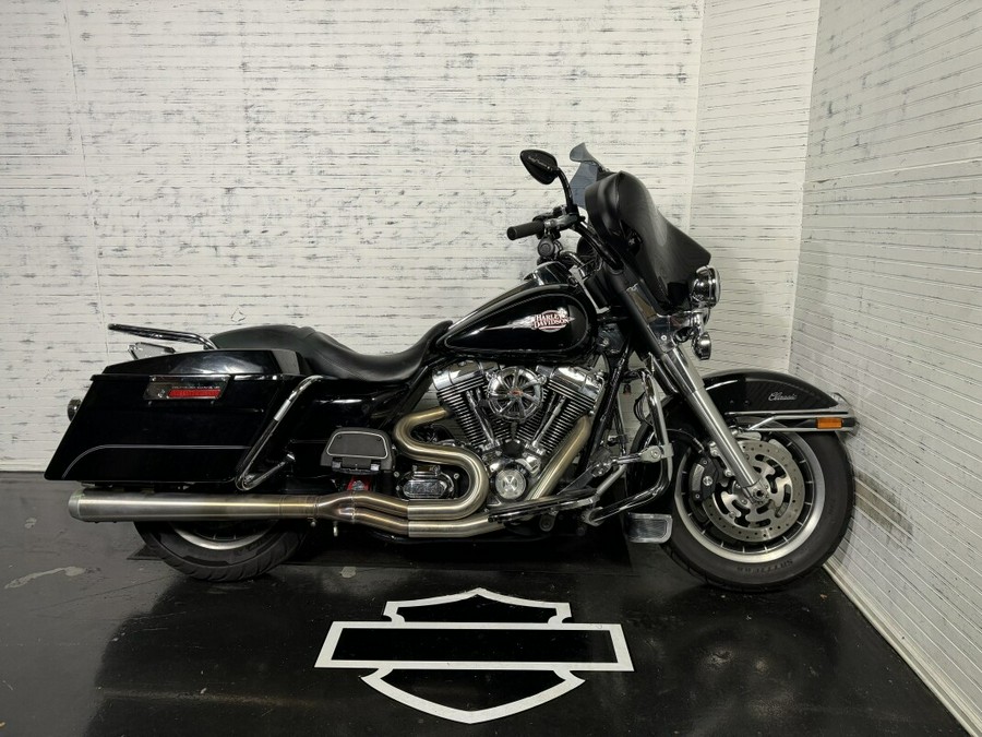 2008 Harley-Davidson Electra Glide® Classic w/ Performance Bagger Styling!