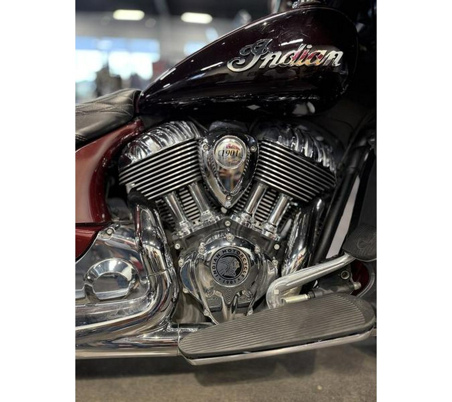 2021 Indian Motorcycle® Roadmaster® Maroon Metallic/Crimson Metallic