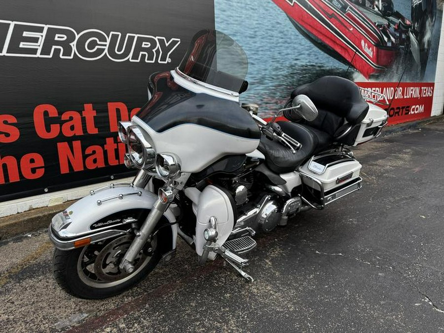 2008 Harley-Davidson® FLHTCU - Ultra Classic® Electra Glide®