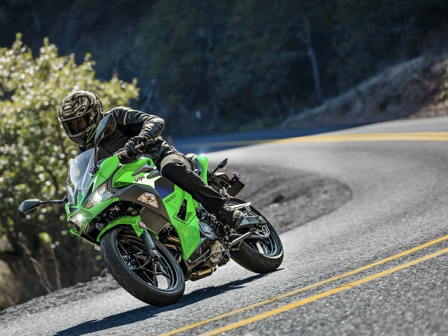 2026 Kawasaki NINJA 500 Lime Green - 110214