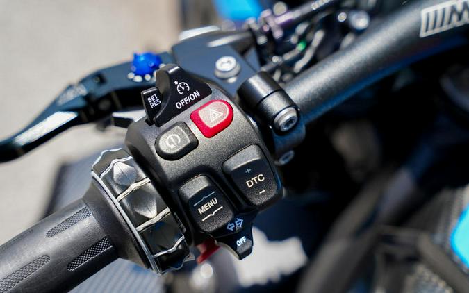 2023 BMW M 1000 R