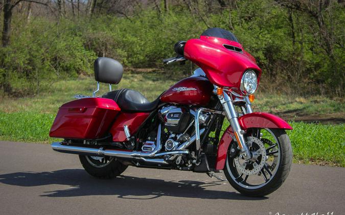 2019 Harley-Davidson® FLHX - Street Glide®