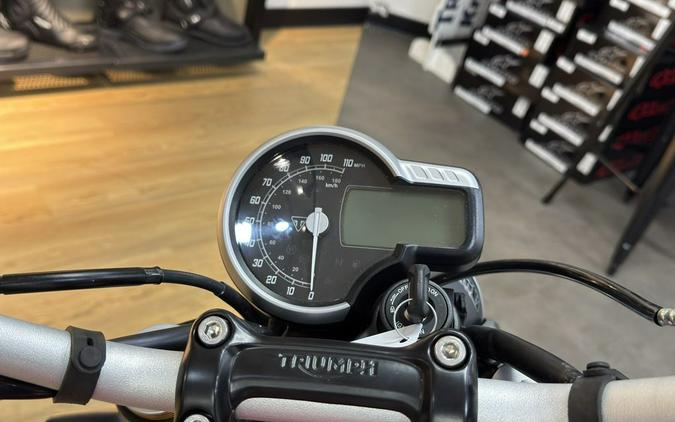 2026 Triumph Speed 400 Lava Red Gloss/Storm Grey