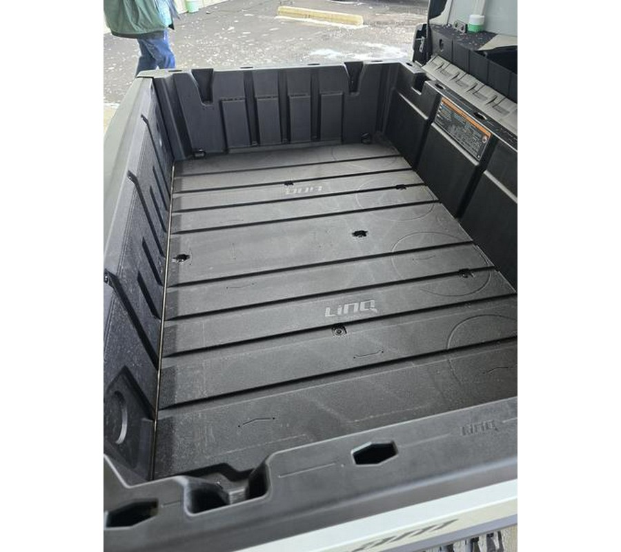 2026 DEFENDER MAX LIMITED CAB HD11