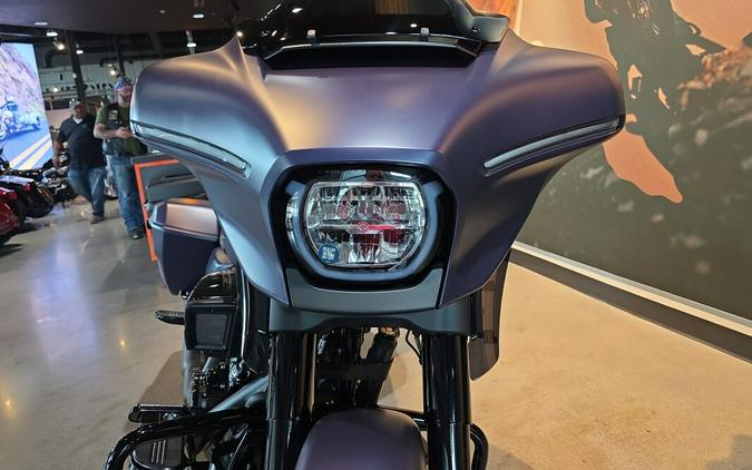 FLHX 2025 Street Glide™