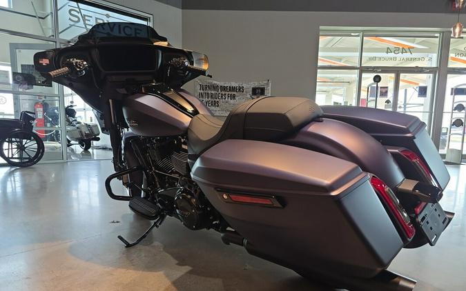 FLHX 2025 Street Glide™