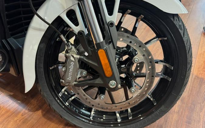 2026 Indian Motorcycle® Pursuit 112 Dark Horse® with PowerBand Audio Package