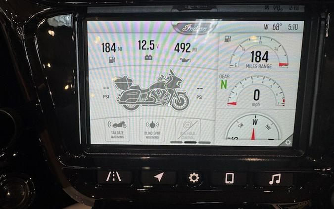 2026 Indian Motorcycle® Pursuit 112 Dark Horse® with PowerBand Audio Package