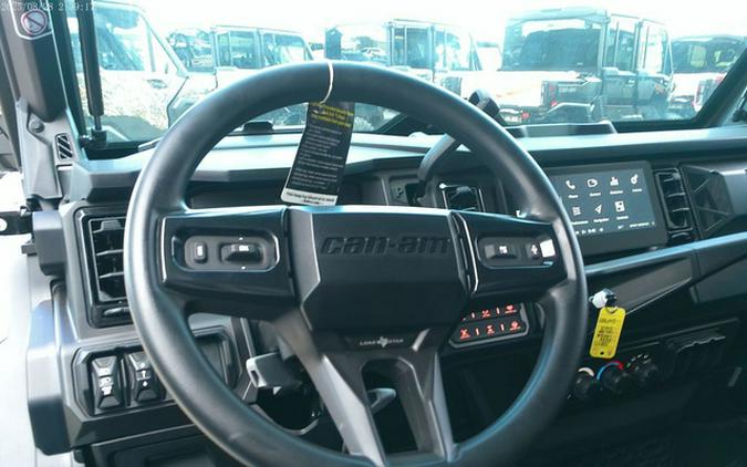 2026 Can-Am Defender MAX LONE STAR CAB HD11
