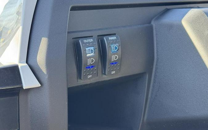 2025 Kawasaki Teryx4™ S LE