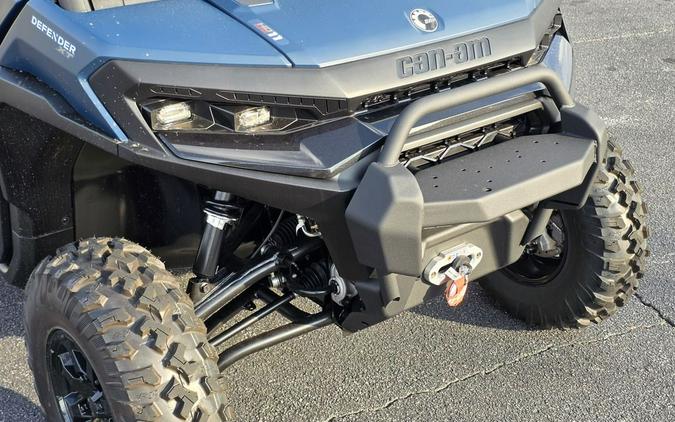 2026 Can-Am Defender MAX XT CAB HD11