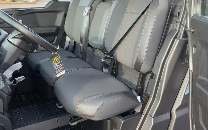 2026 Can-Am Defender MAX XT CAB HD11