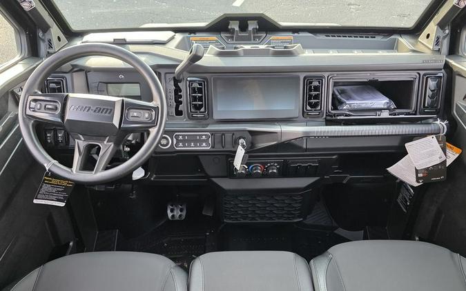 2026 Can-Am Defender MAX XT CAB HD11