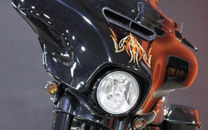 2018 Harley-Davidson® Street Glide® Special Vivid Black