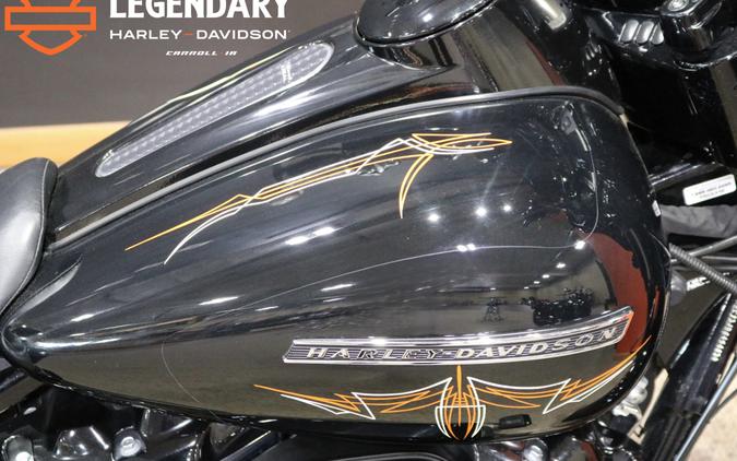 2018 Harley-Davidson® Street Glide® Special Vivid Black