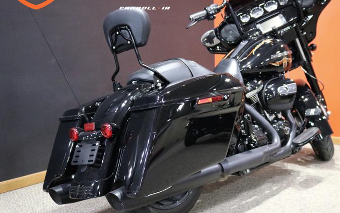 2018 Harley-Davidson® Street Glide® Special Vivid Black