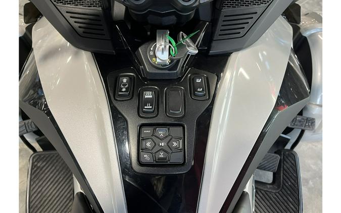 2021 Can-Am Spyder RT