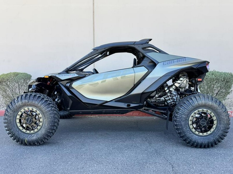 2026 Can-Am® Maverick R X rc with Smart-Shox