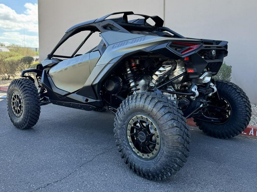 2026 Can-Am® Maverick R X rc with Smart-Shox