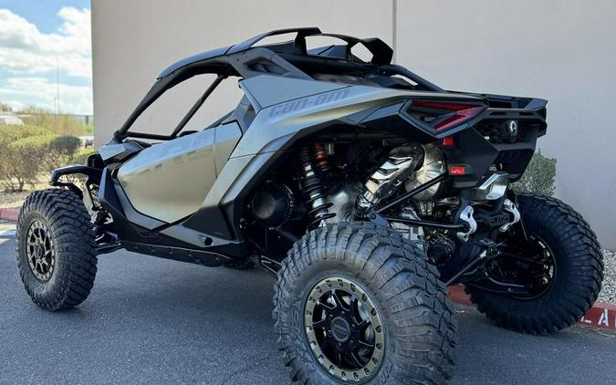 2026 Can-Am® Maverick R X rc with Smart-Shox