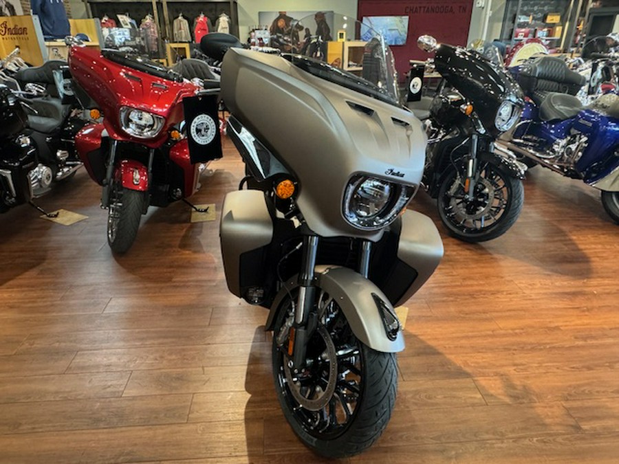2025 Indian Motorcycle® Roadmaster® PowerPlus 112 Dark Horse®