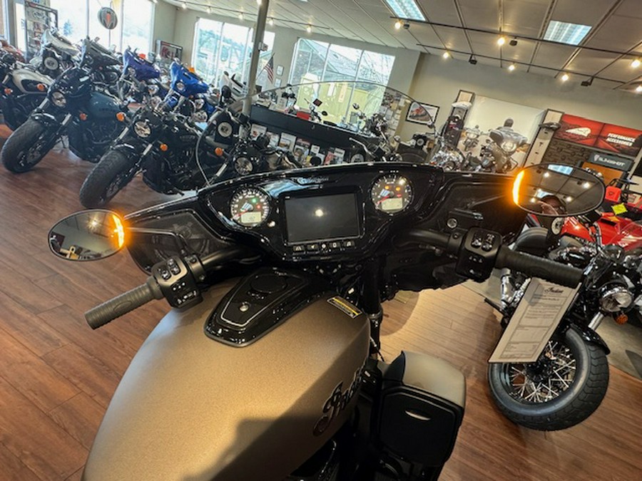 2025 Indian Motorcycle® Roadmaster® PowerPlus 112 Dark Horse®