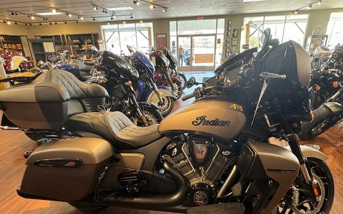 2025 Indian Motorcycle® Roadmaster® PowerPlus 112 Dark Horse®