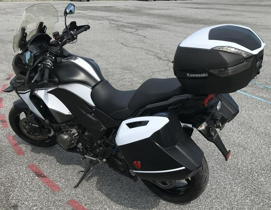 2019 Kawasaki Versys® 1000 SE LT+