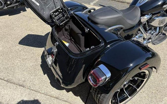 2026 Harley-Davidson® FLTRT - Road Glide® 3