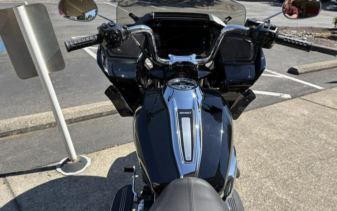 2026 Harley-Davidson® FLTRT - Road Glide® 3
