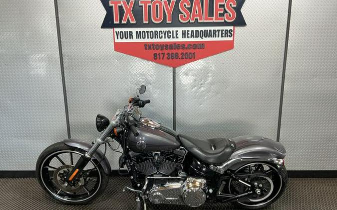 2015 Harley-Davidson Softail Breakout