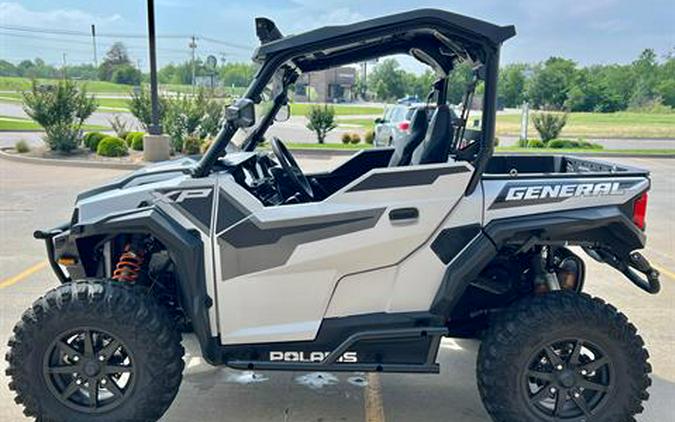 2022 Polaris General XP 1000 Deluxe Ride Command