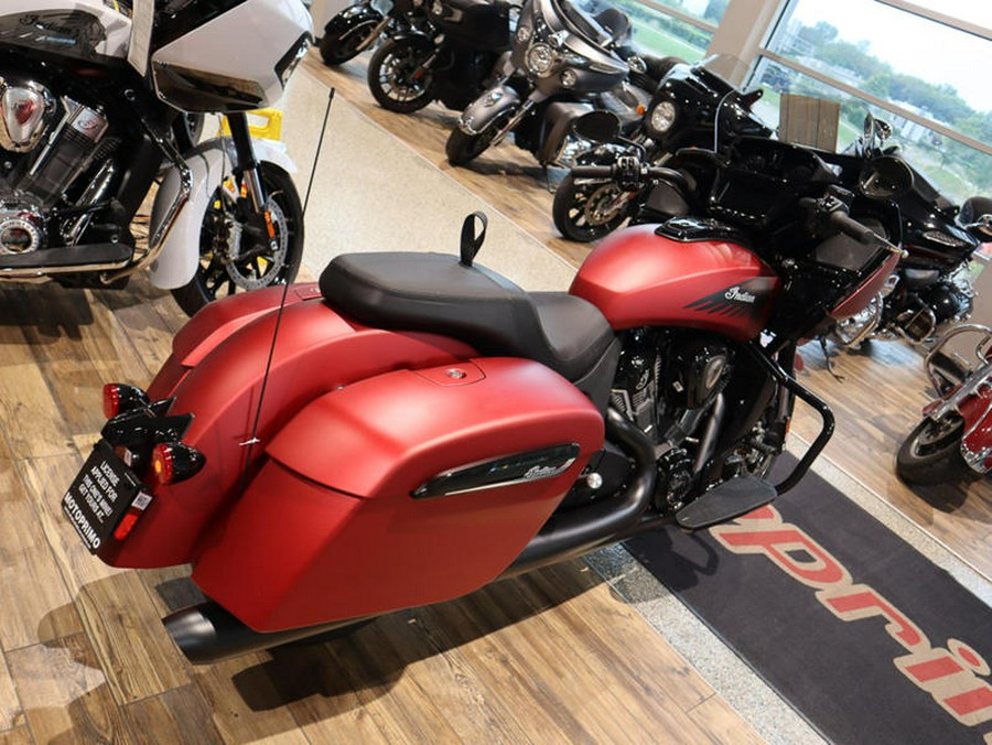 2024 Indian Motorcycle® Challenger® Dark Horse® w/PowerBand Audio Pkg Sunset Red Smoke