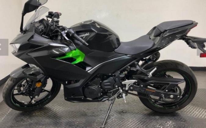 2023 Kawasaki Ninja 400