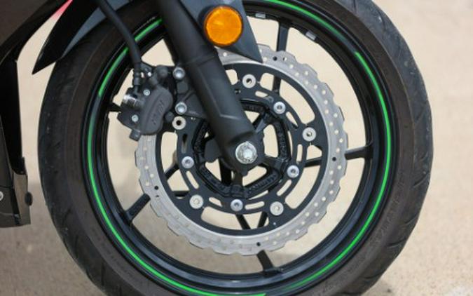 2023 Kawasaki Ninja 400