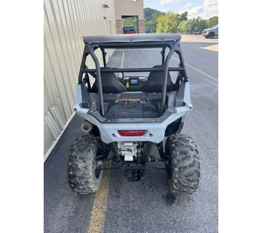 2024 Polaris RZR 200 EFI