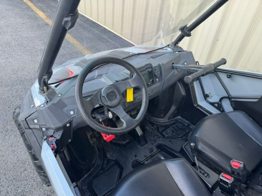 2024 Polaris RZR 200 EFI