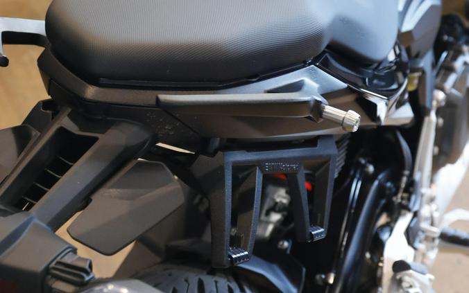 2026 BMW F 900 XR