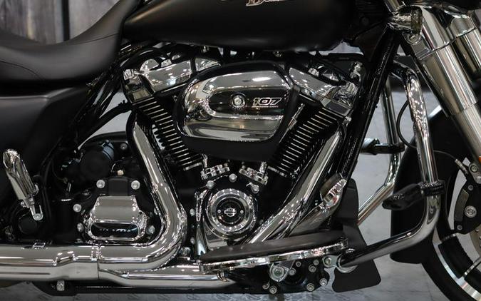 2020 Harley-Davidson® FLHX - Street Glide®