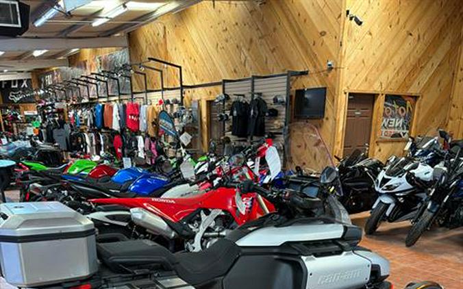 2025 Can-Am Canyon XT