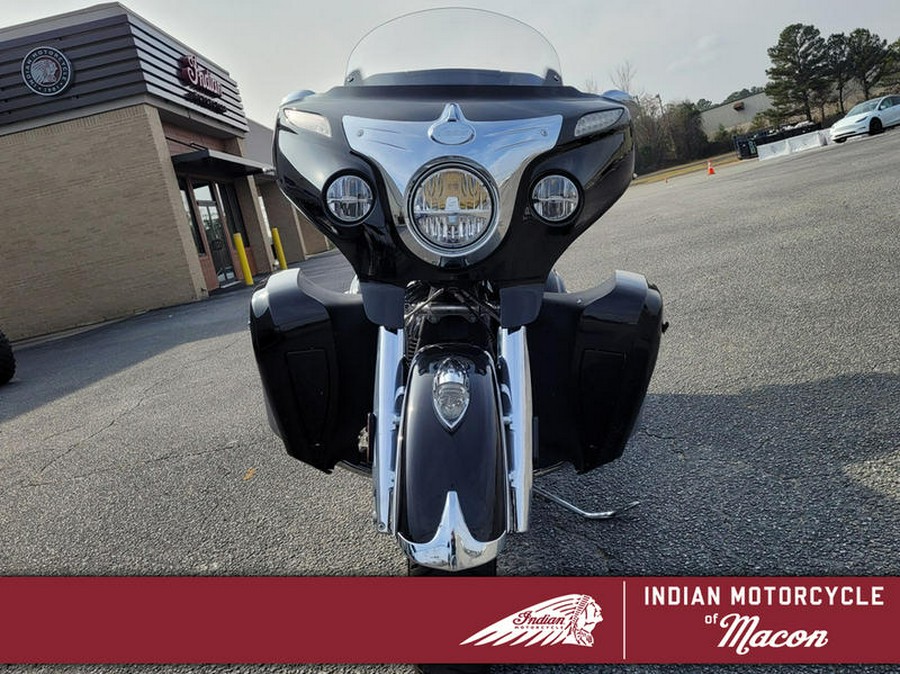 2019 Indian Motorcycle® Roadmaster® Thunder Black