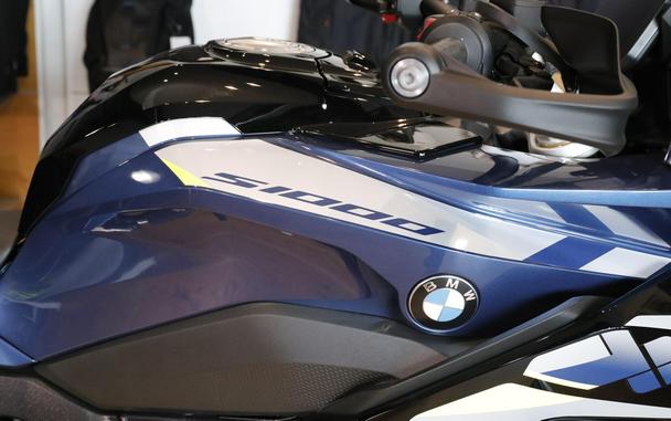 2026 BMW S 1000 XR