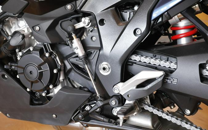 2026 BMW S 1000 XR