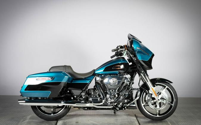 2026 Harley-Davidson Street Glide FLHX