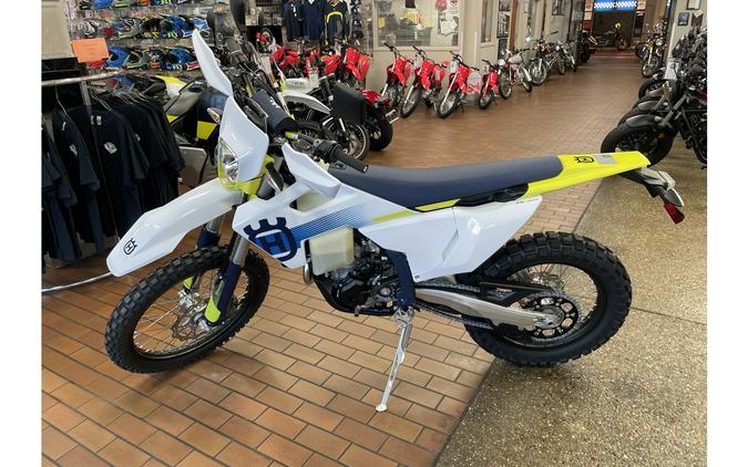 2024 Husqvarna Motorcycles FE 350s