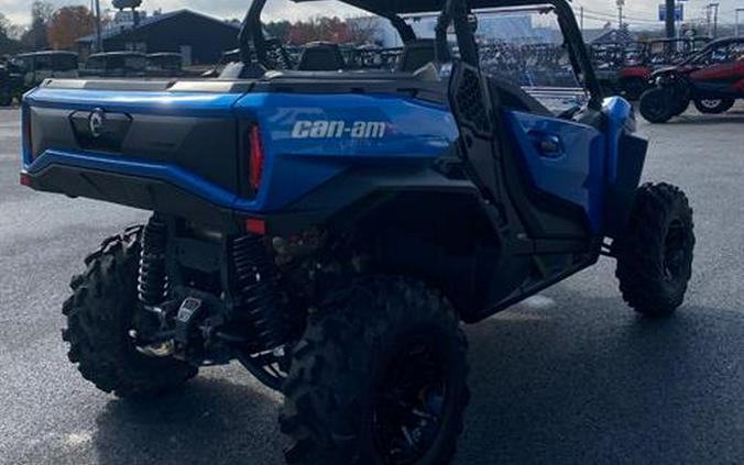 2023 Can-Am Commander XT 700