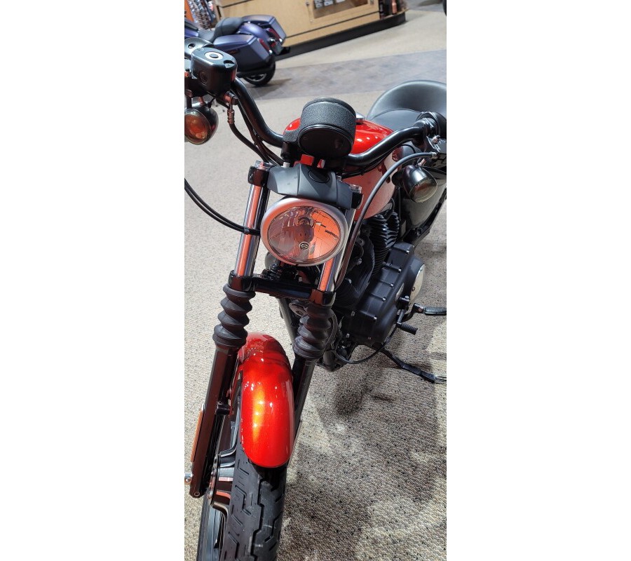 2013 Harley-Davidson® Iron 883™ CANDY ORANGE