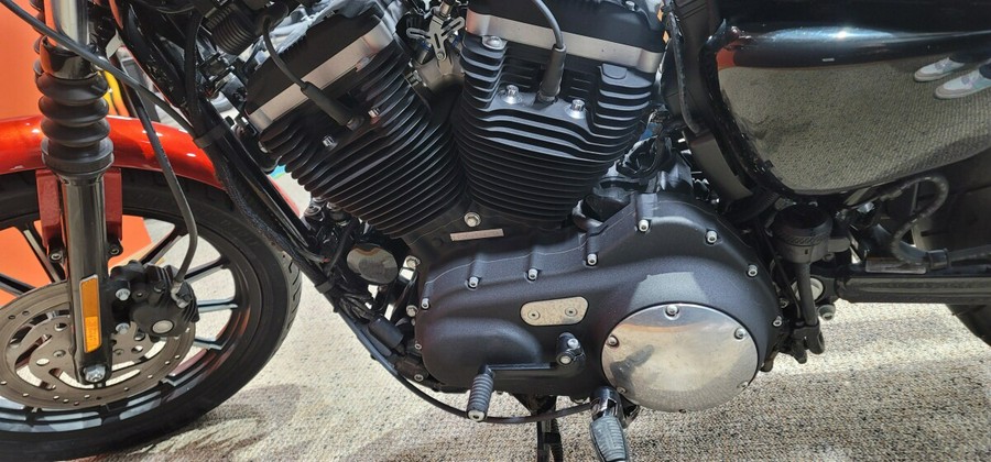 2013 Harley-Davidson® Iron 883™ CANDY ORANGE